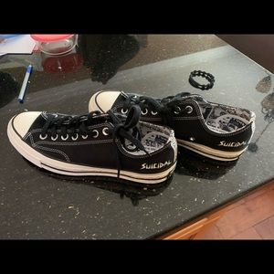 Suicidal tendencies convers no box